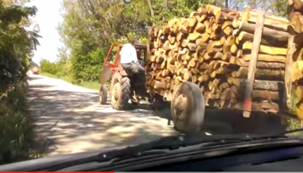 Traktorista iz Hrvatske apsolutni je HIT na društvenih mrežama