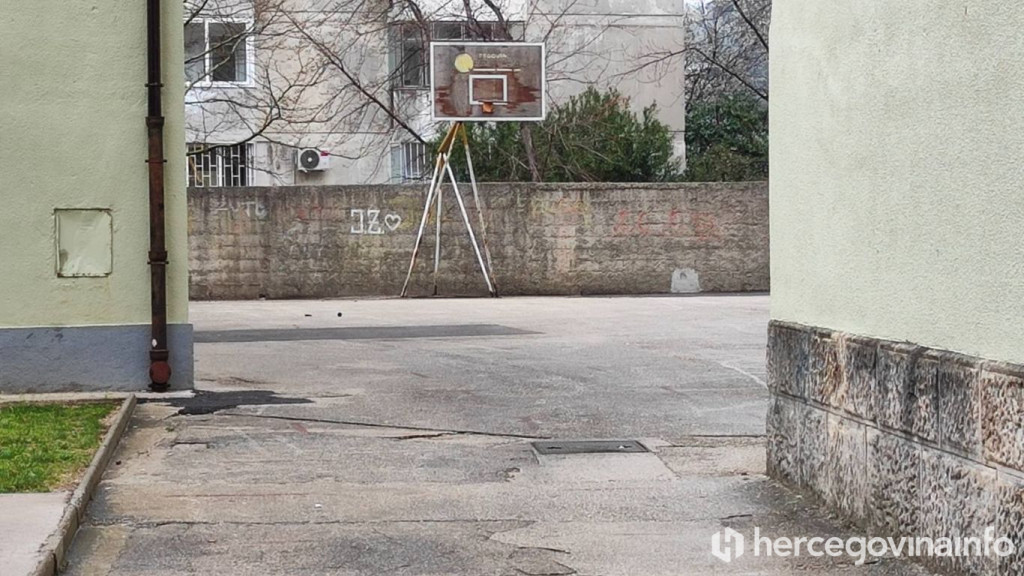 bomba medicinska škola Mostar