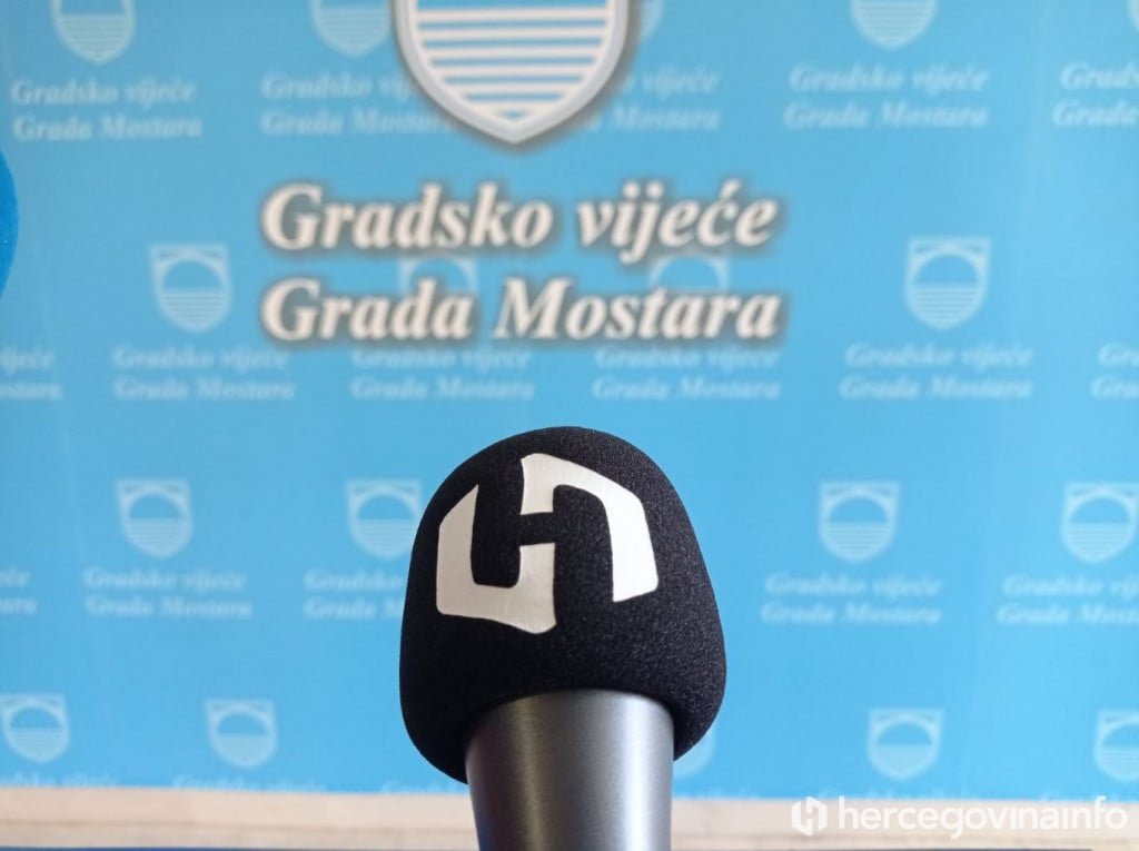 Gradsko vijeće Mostar, mikrofon