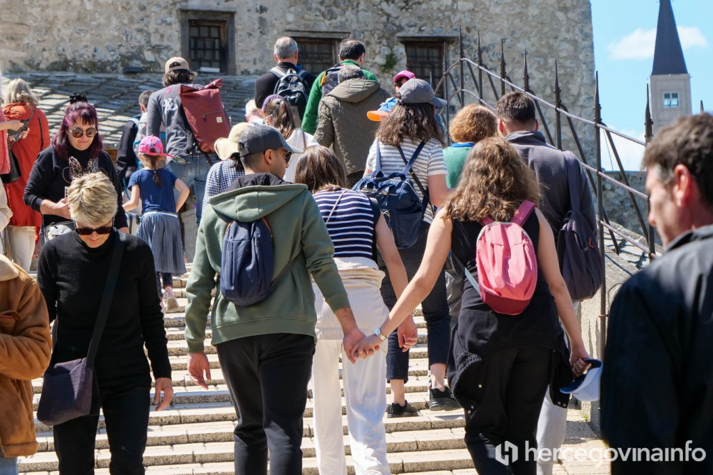 Stari grad - Turizam - Kupci - Mostar - Stari most