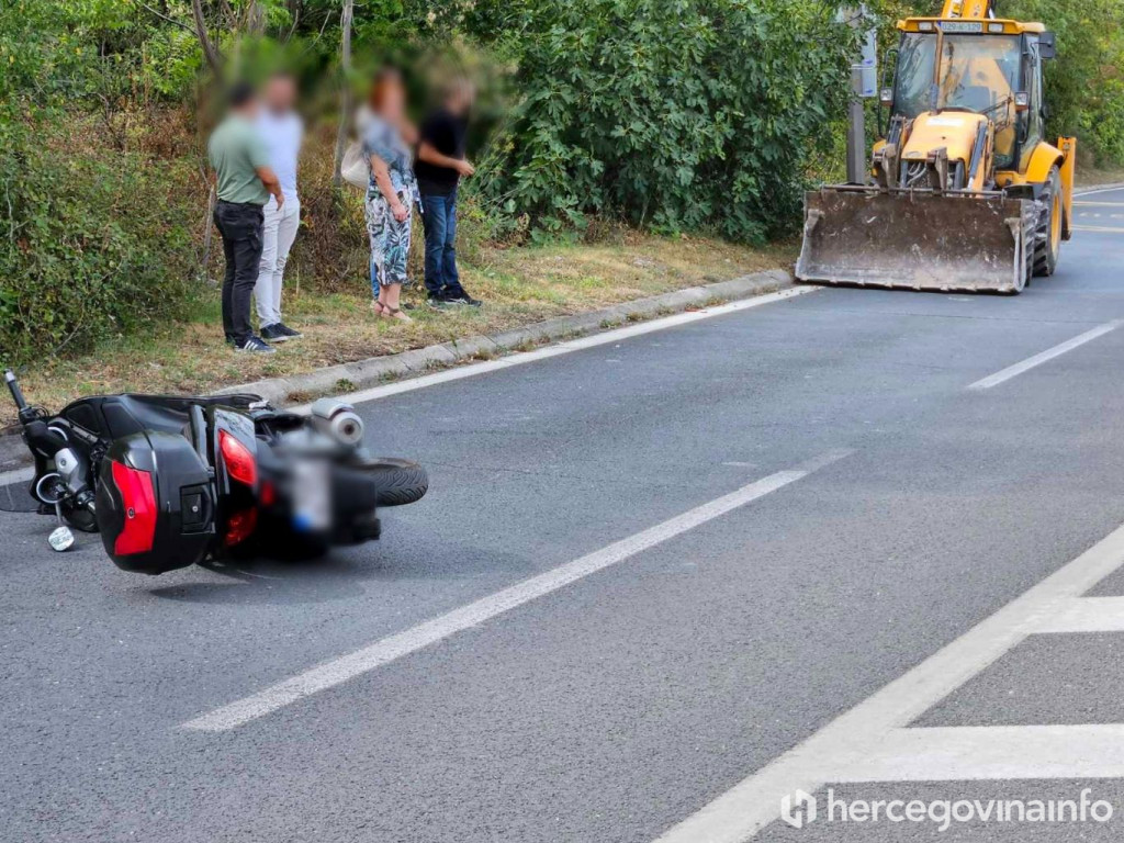 Prometna Čekrk ozlijeđen motociklist