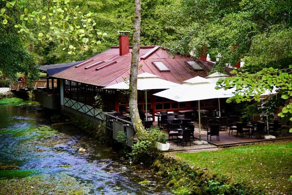 Restoran Labud Vrelo Bosne