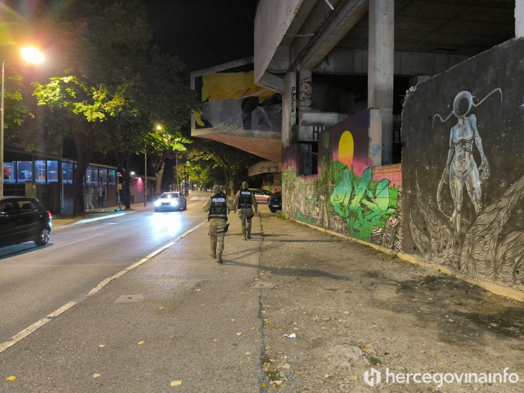 Policija Mostar staklena banka