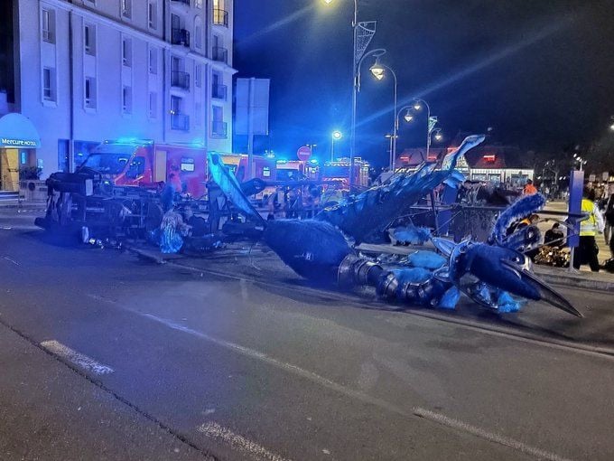 Nesreća na božićnoj manifestaciji 