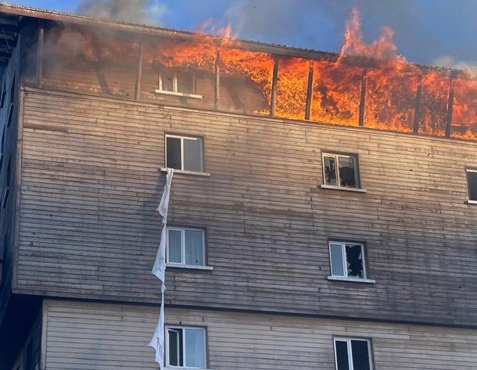 Požar u hotelu u turskom skijalištu